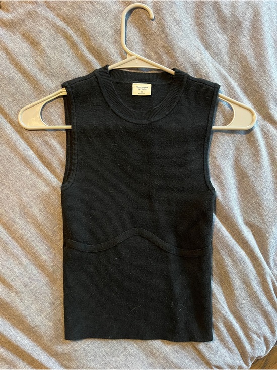 Abercrombie & Fitch Tops - Black Sleeveless Knit Tank